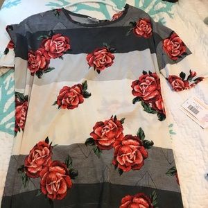 Small lularoe Irma